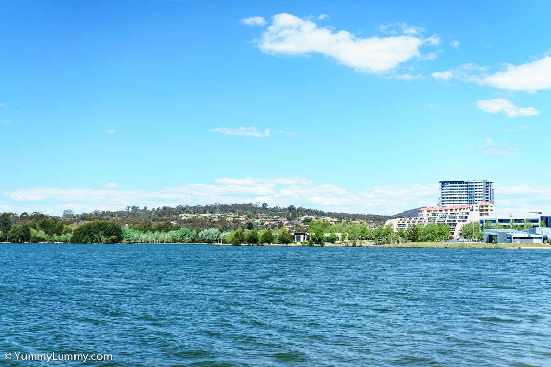 Lake Ginninderra | SONY ILCE-7S with FE 55mm F1.8 ZA at 55mm and f/2.8, 1/250sec, ISO 100